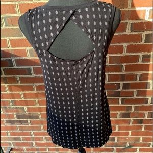 Old Navy - Women’s top